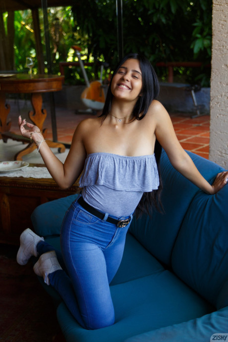 Attractive amateur babe Katie Arias exposes her attractive butt and small breasts - #183017