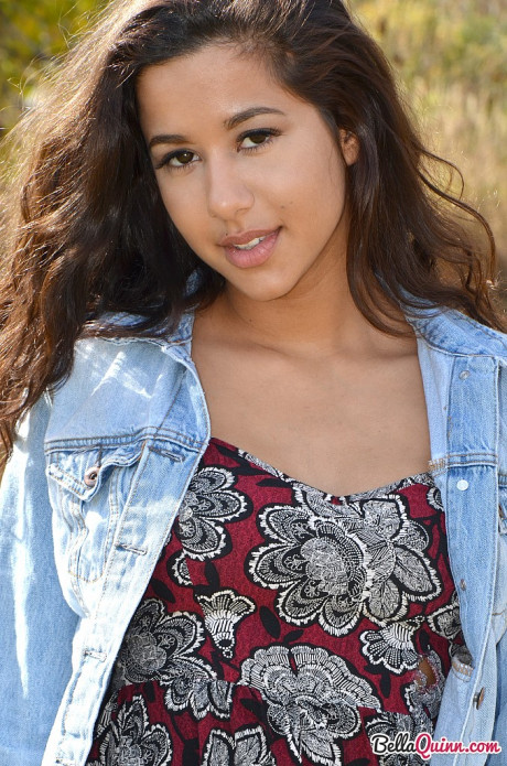 Latina first timer Bella Quinn covers up her exposed melons in a field - #31260