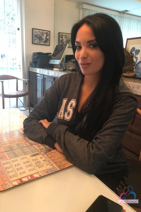 Amateur girlfriend Anissa Kate reveals her juicy bosom & yummy cunt in a solo - #97242