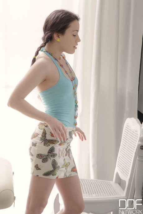 Teenie with a charming shaved snatch Gabi fucks her masseur's penis & gets creampied - #239427