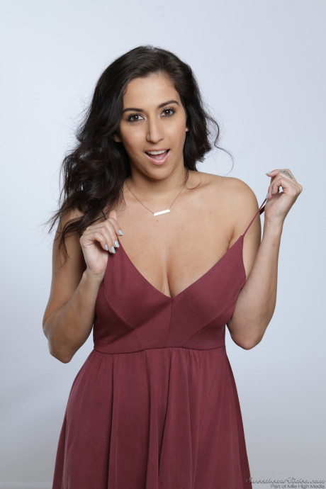 Foxy April O'neil displaying her magical boobs and super silky vagina - #213395