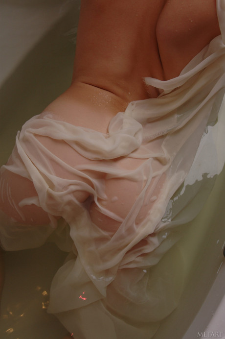 Glamorous babe Maria D flaunts her ravishing gigantic tits in the bathroom - #193663