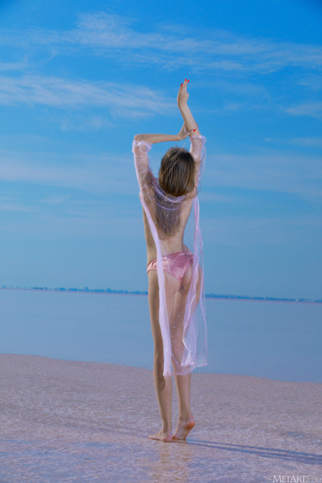Met Art starring Elle Tan naked Photos - #180349