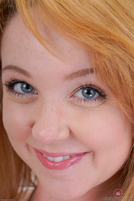 Charming ginger head Nikole Nash spreading her innocent vagina and round ass cheeks - #200394