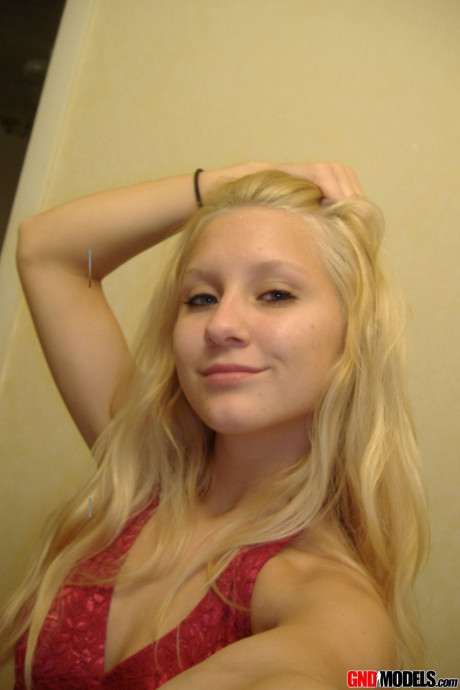 Blondie amateur Kylie takes self shots during safe for work action - #37796