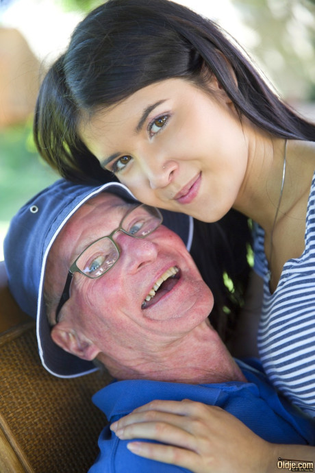 Czech honey chick lady Dee sucks and rides an older boy man man with glasses outdoors - #168434