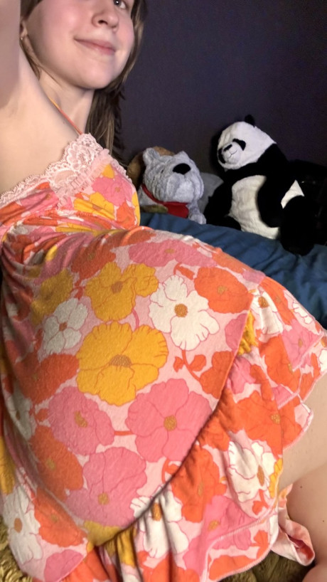 Cute amateur teenie Teensy Bella poses seductively in her nightgown - #41574