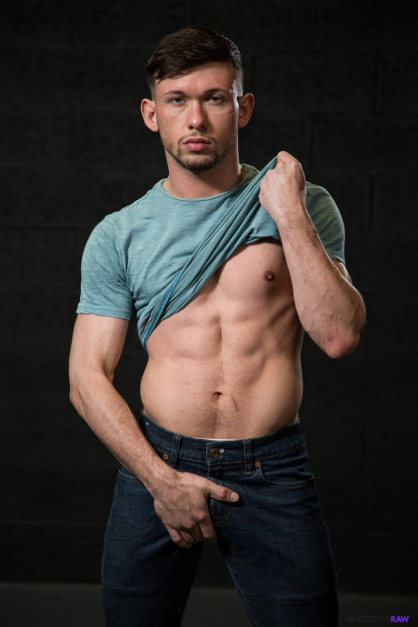 Sexy gays Gabriel Cross and Mikey Junior take each other's cocks - #224714