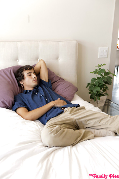 Teens Lexi Lore & Violet Rain blow a meat under a table before getting pounded - #202893