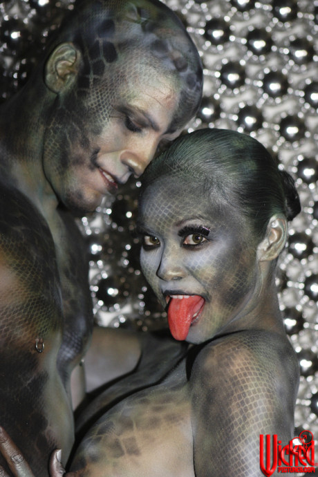 Curvy oriental zombie Mika Tan getting brutally hammered in the bathtub - #191540