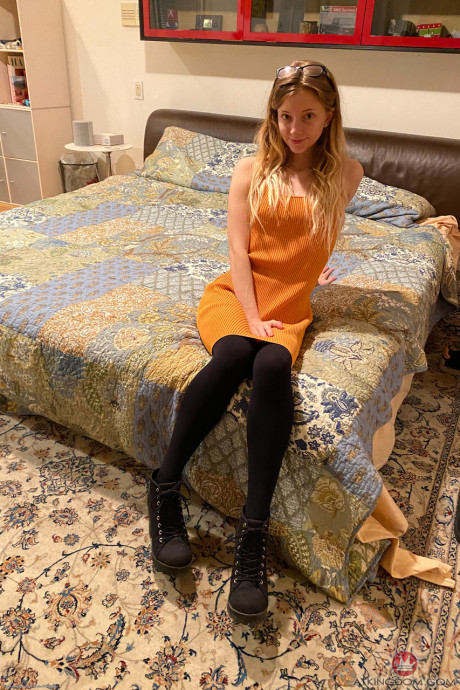 Little teenage vixen Riley Star flaunting her wide vagina and asshole up close - #19823
