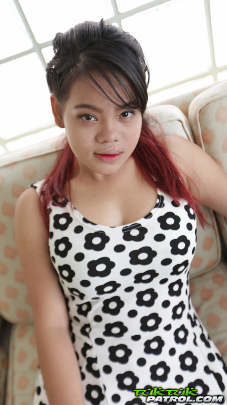 Amateur Thai whore GF girl Wa exposes her mesmerizing boobs and gets rammed - #2234