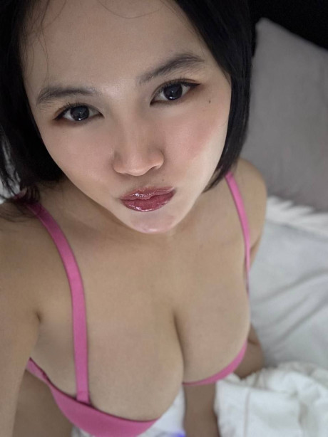 OnlyFans Suki Xoxo performed by Suki Xoxo Porn Pics - #46517