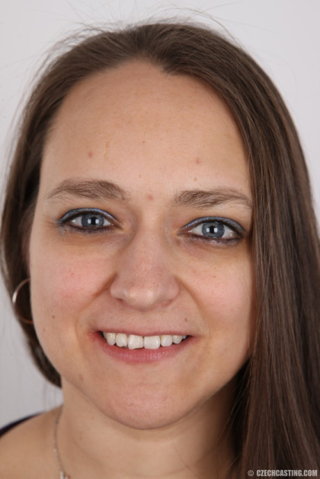 Chubby Czech cougar girl Helena gets nude at the castings - #228424