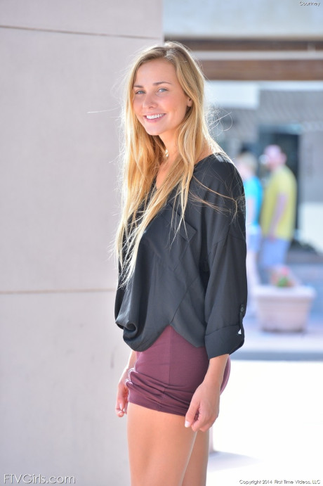Glamorous blondie in a miniskirt Courtney flaunting her nice titties in public - #76966