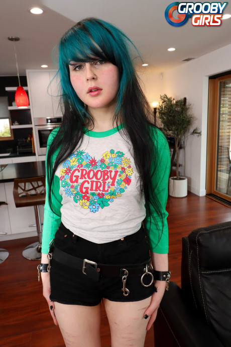 Grooby whores featuring Susie Agnew Sex Images - #112367