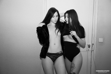 Kissing booth became a shelter for two horny lesbian girlfriends - #15196