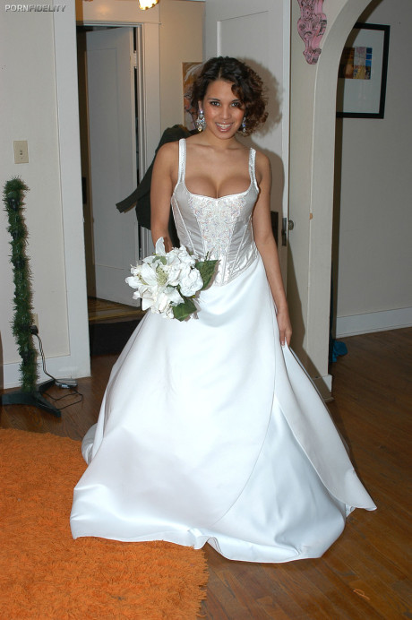 Stunning latina bride Renae Cruz flashes her hot fake melons on her wedding day - #58693