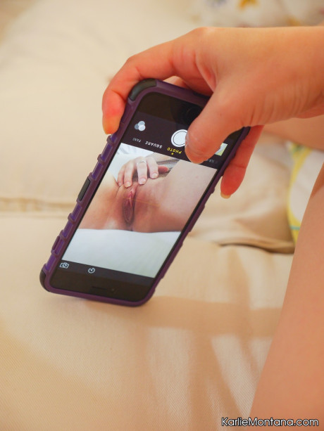 Dishy pornstar Karlie Montana displays her gigantic melons & fingers her hairy clam - #189539