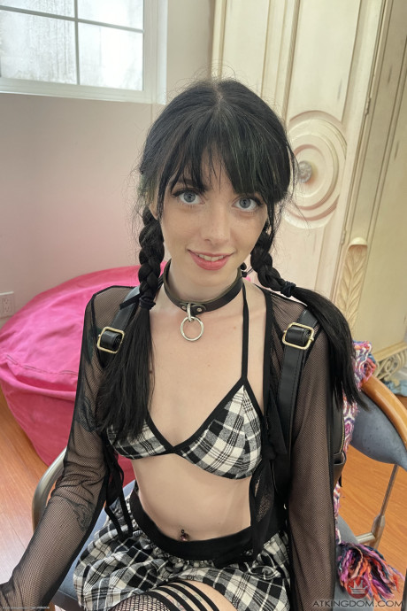 Slim young amateur Kitty Cam unveils her tiny boobies and spreads her pussy - #109057