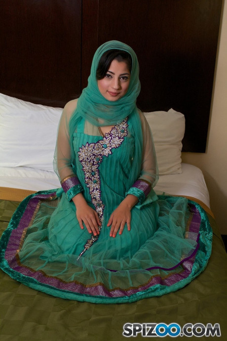 Hot dark haired Nadia Ali spreading legs, swallowing rod & getting sperm on face - #19809