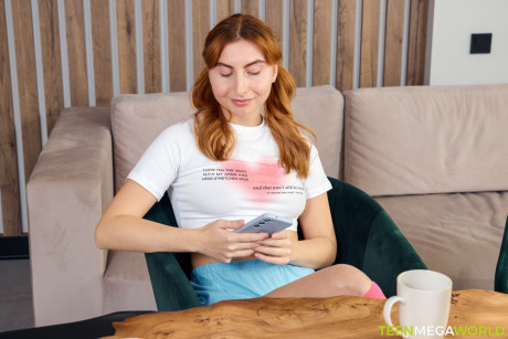 Cute babes Robin Scherbatsky and Sumiko strip and drill each other's hole - #265385