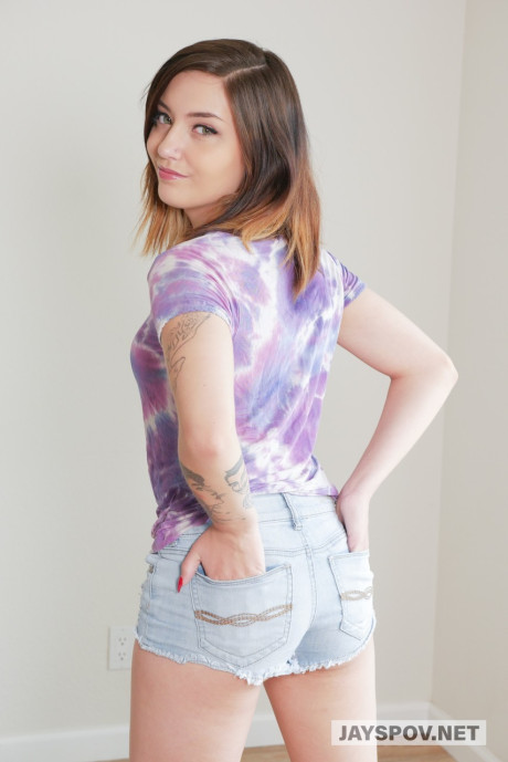 Petite teenie Zara Brooks strips nude & exposes her natural breasts and humongous ass - #71421