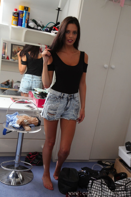 Only Tease - #129428