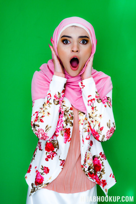 Hijab Hookup Julia James, Laynee James, Anthony White - #220446