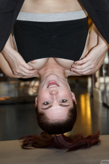 Horny amateur Jazz Reilly stretches and gets nip slip in the gym - #107844