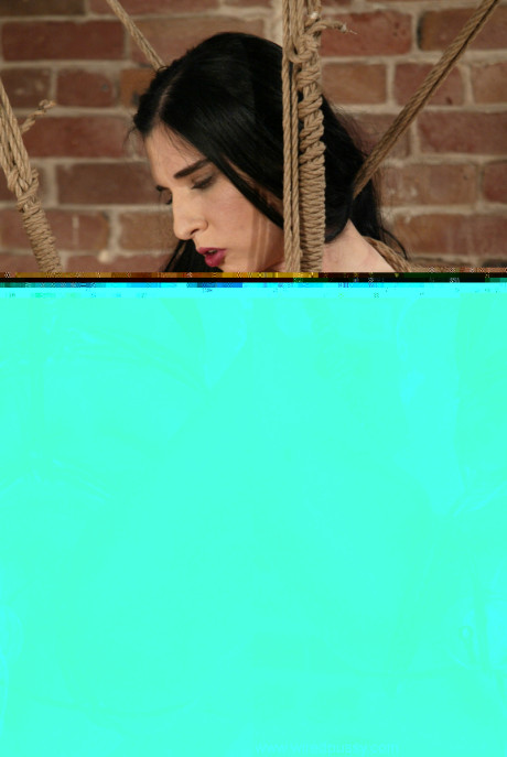 Wired vagina performed by Shade Paine XXX Pics - #255088