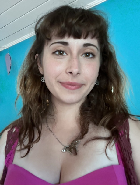 Cute OnlyFans cam model Sam Squeebs teases with her stunning massive breasts - #18666