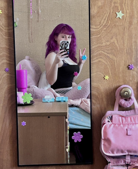 Cute OnlyFans cam model Sam Squeebs teases with her stunning massive breasts - #18668