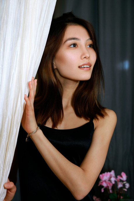 Adorable asian teen Anna Aki reveals her petite body and poses in a solo - #84543