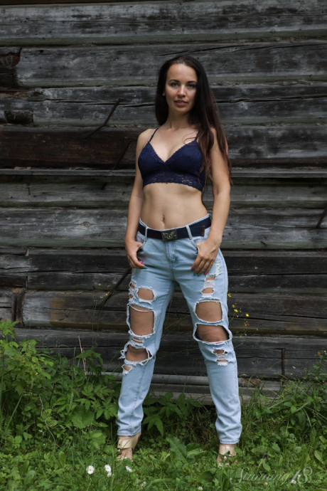 Old Annette Nicole V gets totally undressed in front of a rustic building - #75384