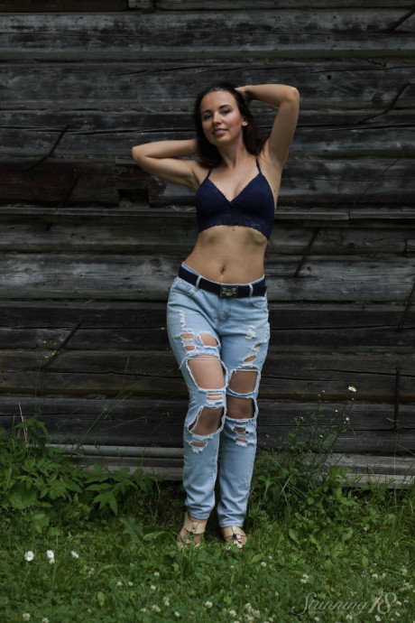 Old Annette Nicole V gets totally undressed in front of a rustic building - #75386