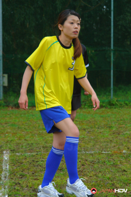 Young chinese slut gf chick gets her furry vagina toyed by a football team outdoors - #46170