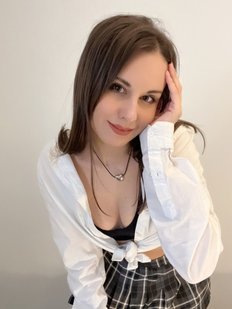 Fine brunette teen Alina Berryy teases with her cleavage and large booty - #47221