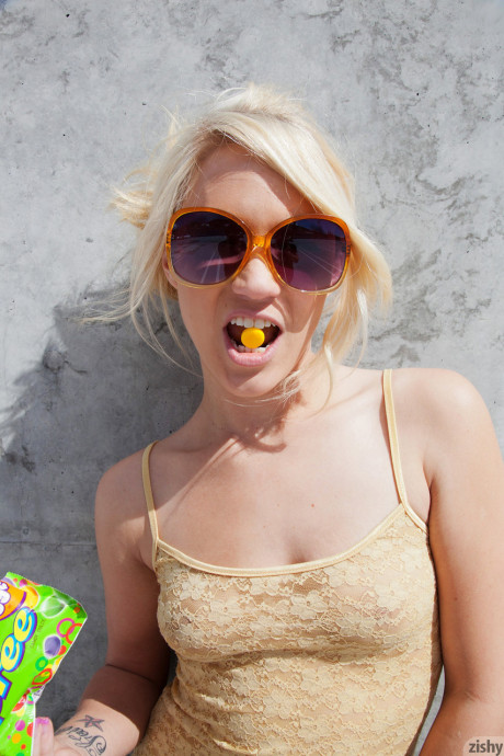 Blonde teen Tegan Summers flaunts her boobs in a sheer shirt in a solo #6407