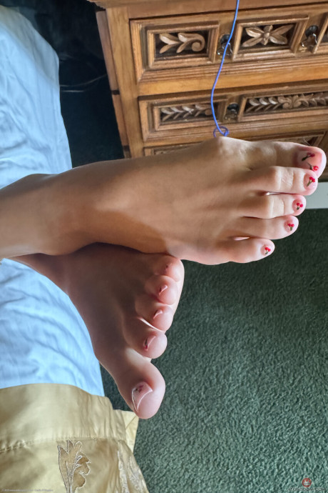 ATK Galleria performed by Summer Renee XXX Gallery - #192507