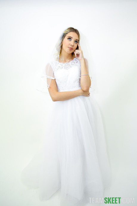 Skinny teen bride with a nice bum Sophia Sterling gets fucked by her godfather - #214756