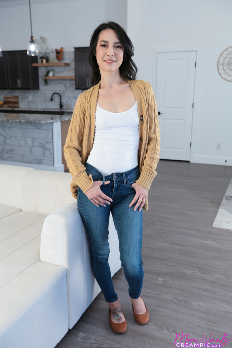 Mom Wants Creampie featuring Isabel Love, Juan El Caballo Loco Hot Pics - #225323