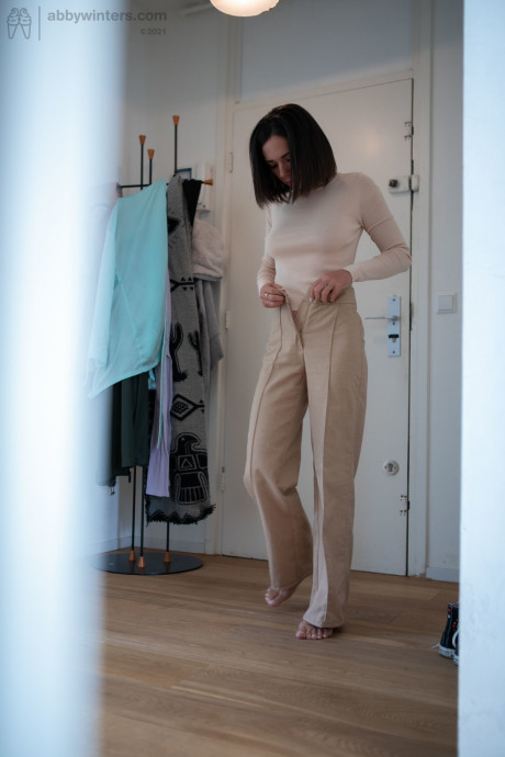 Amateur Eve S reveals her natural breasts and nice butt while dressing in her room - #239905