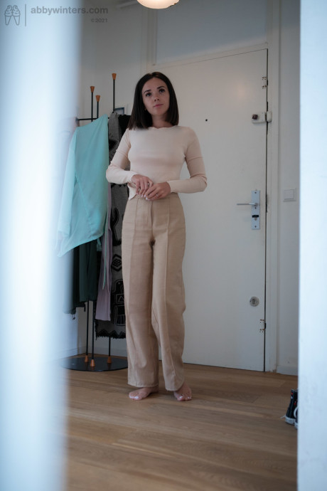 Amateur Eve S reveals her natural breasts and nice butt while dressing in her room - #239907