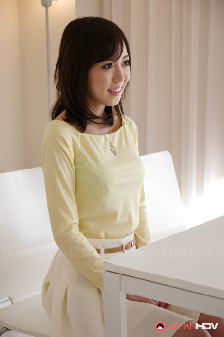 Chinese hottie Shiori Yamate reveals her hot breasts and licks a dick in a car - #51360