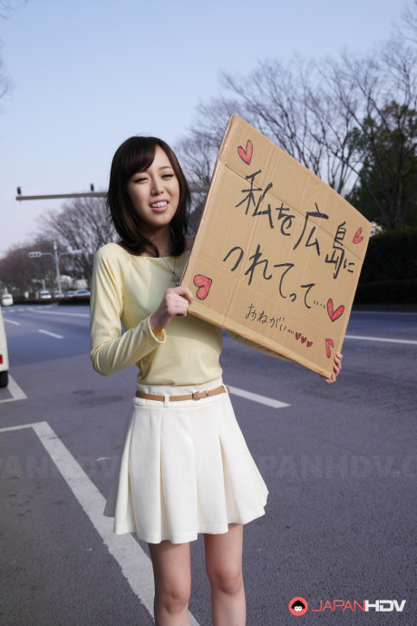 Chinese hottie Shiori Yamate reveals her hot breasts and licks a dick in a car - #51370