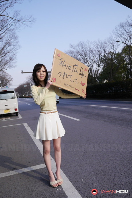 Chinese hottie Shiori Yamate reveals her hot breasts and licks a dick in a car - #51371
