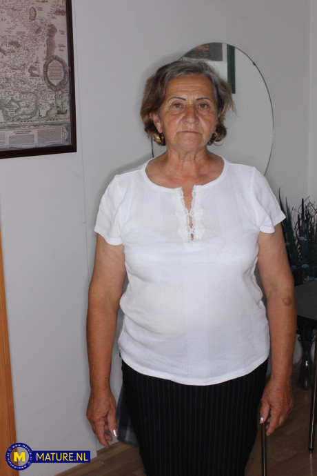 Overweight grandma Jana W has sexual intercourse with her toy fiance boy - #111376