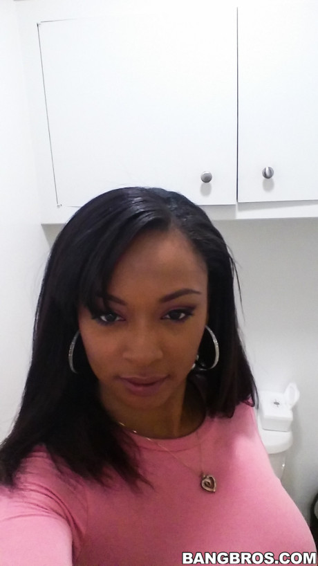 Cute babe with a giant behind Porsha Carrera takes a hot BBC in her muff - #85161