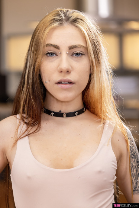 Inked teen GF Dalila Dark exposes her fantastic body in a solo - #55475